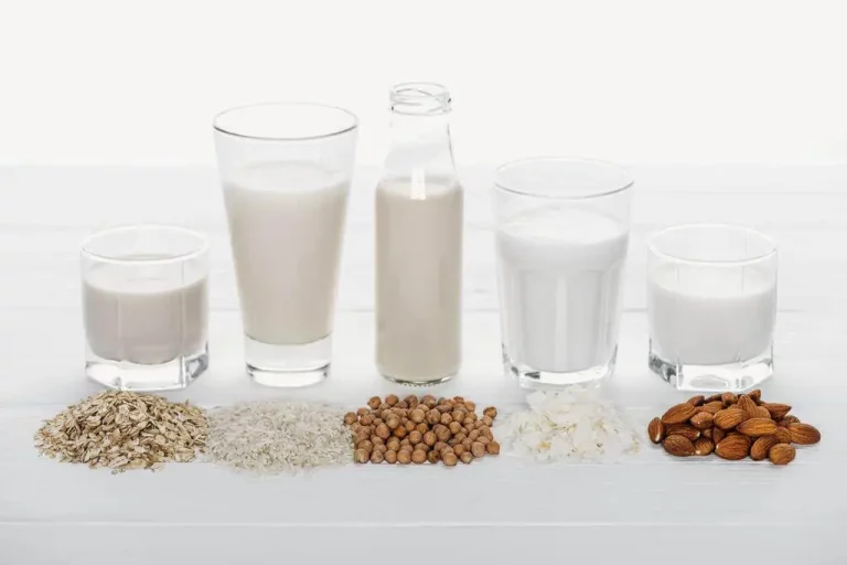Botulism-and-Plant-Based-Milk-The-Shocking-Truth